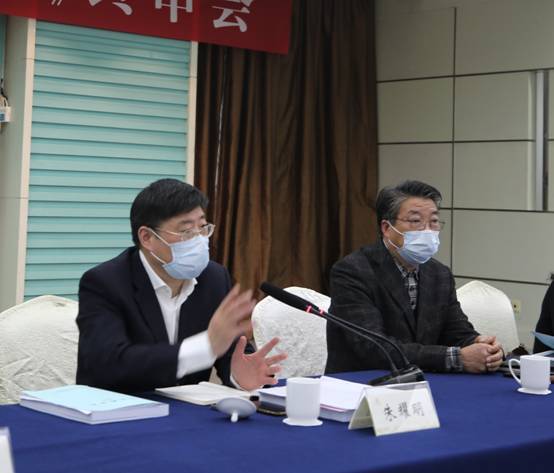 6.苏州市委政法委副书记朱耀明在会上讲话.jpg 6.苏州市委政法委副书记朱耀明在会上讲话.jpg