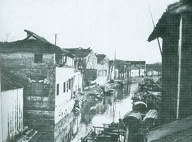 盛泽镇乌新桥河（摄于上世纪60年代）.jpg