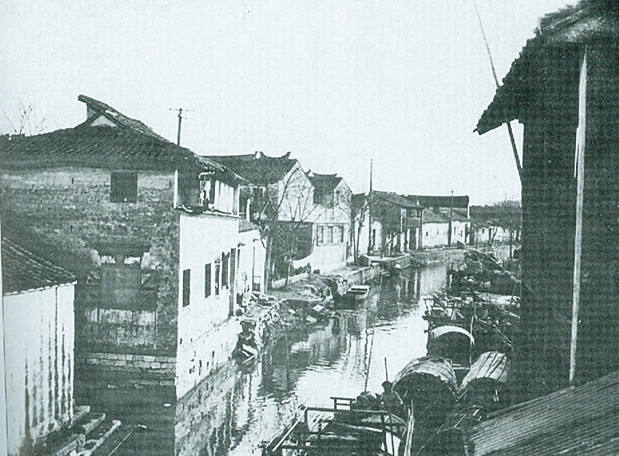 盛泽镇乌新桥河(摄于上世纪60年代).jpg