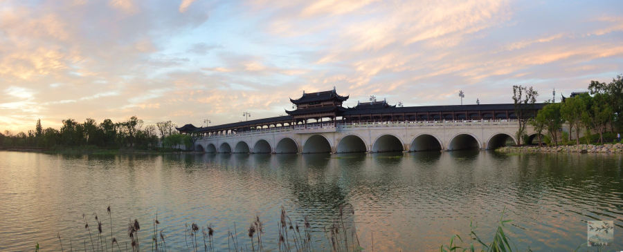 1揽胜桥全景.jpg