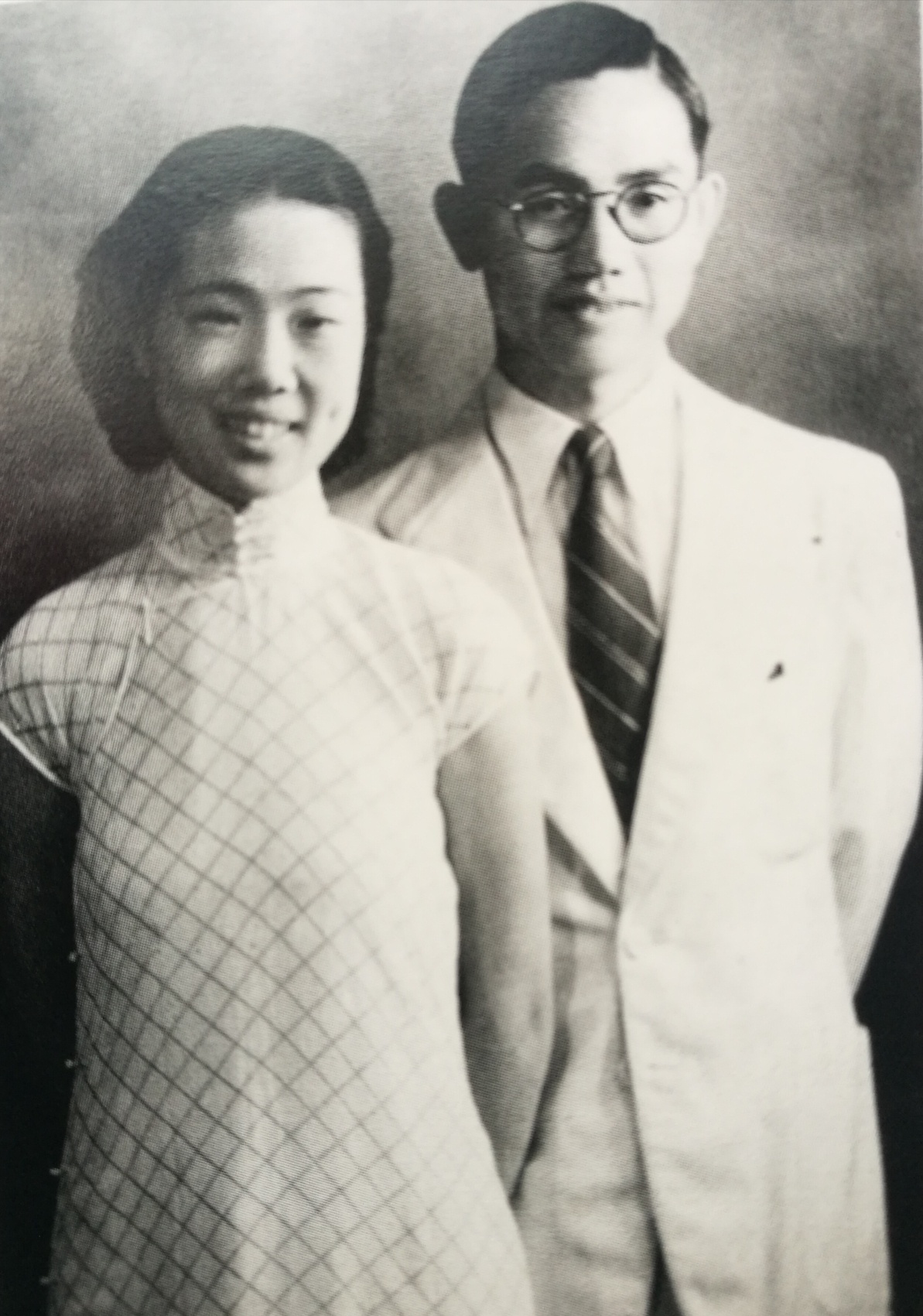14结婚照.jpg 14结婚照.jpg