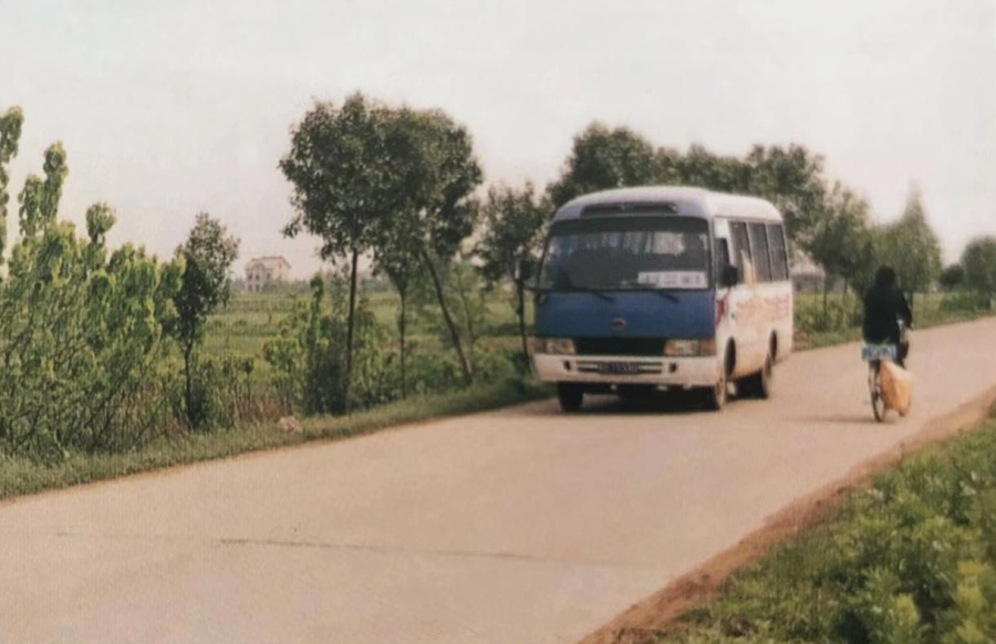 梅堰镇镇区到村的公交车.jpg 梅堰镇镇区到村的公交车.jpg